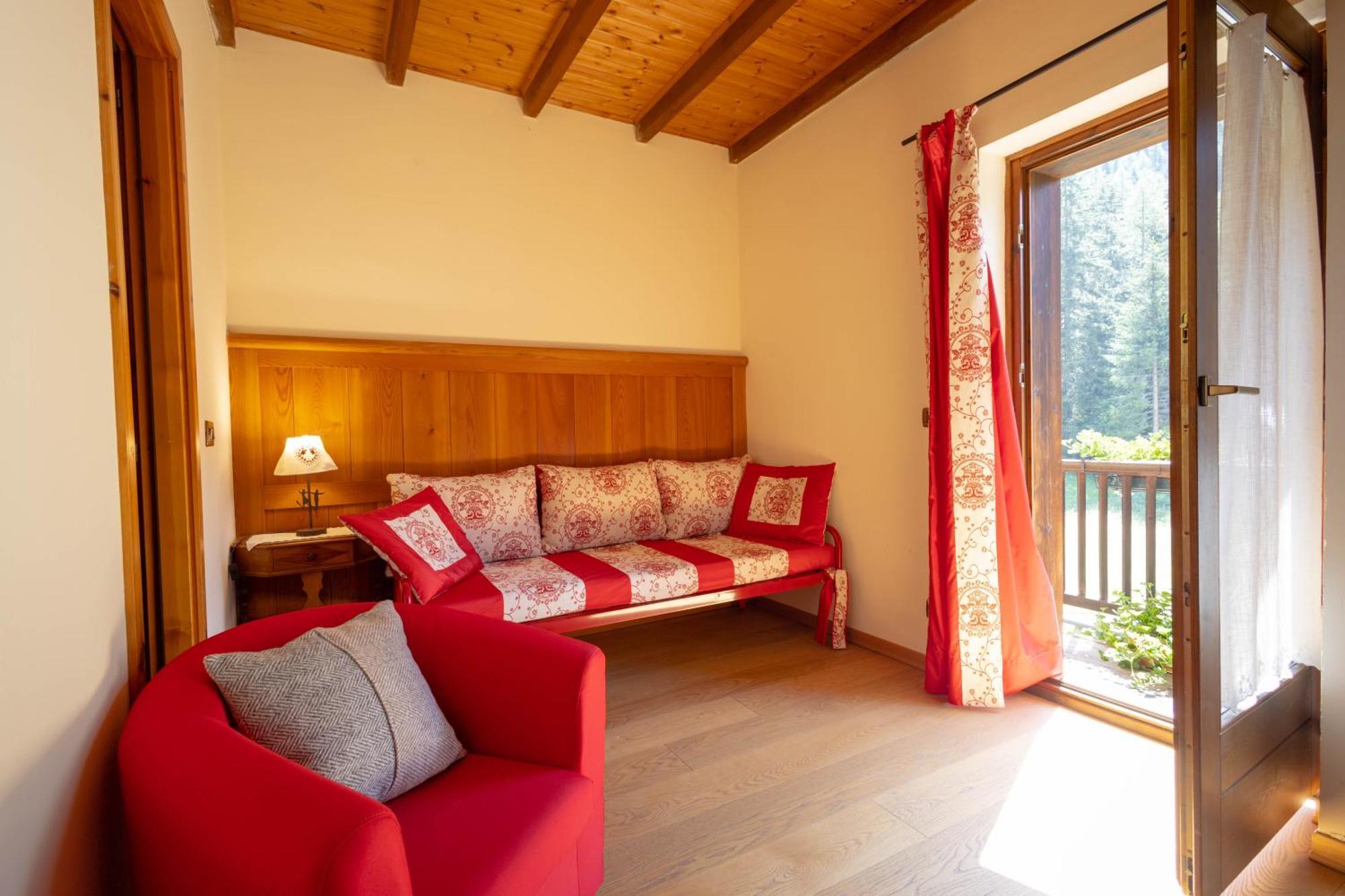 Alpine Forest Hotel Champoluc Εξωτερικό φωτογραφία