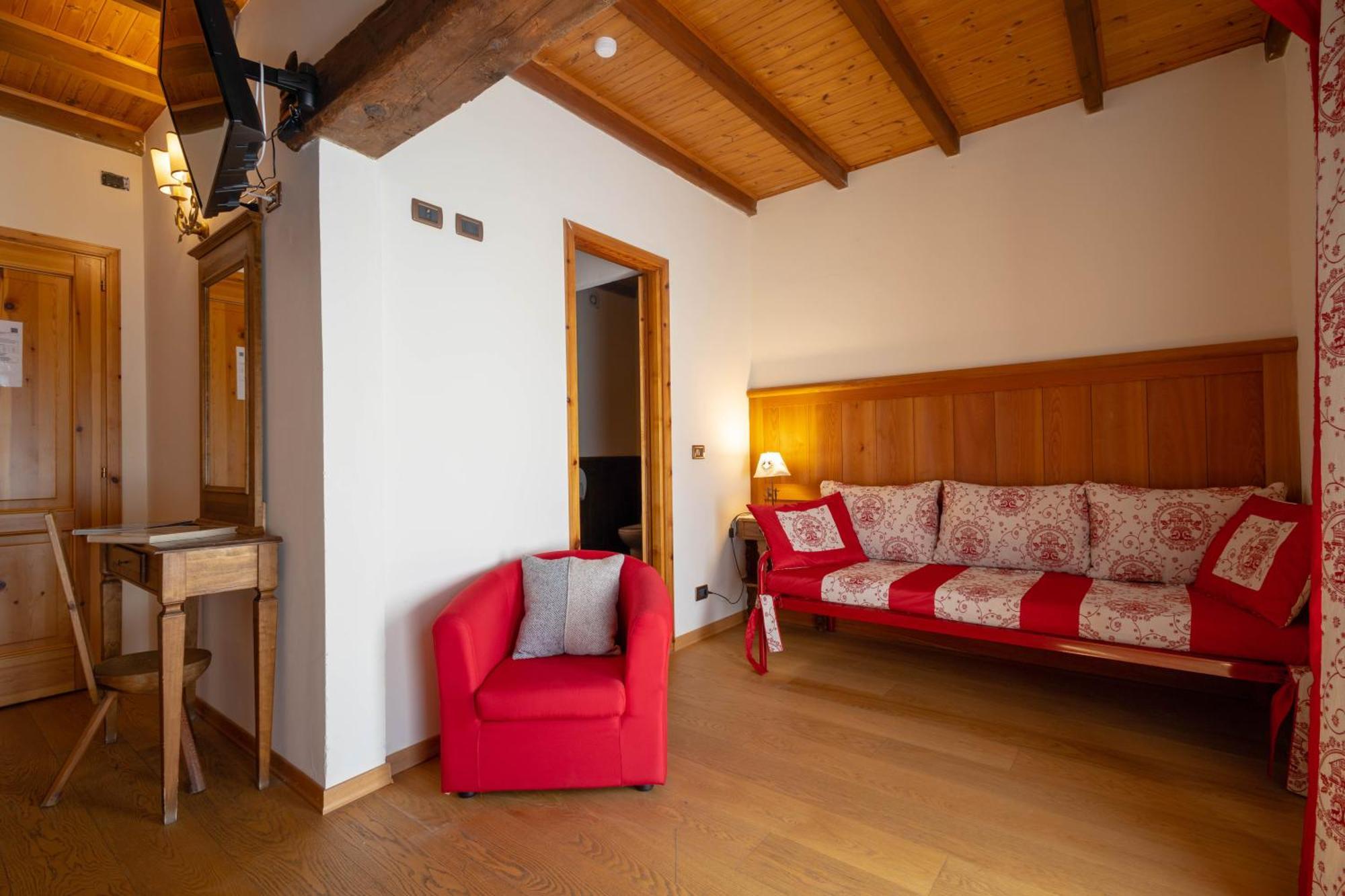 Alpine Forest Hotel Champoluc Εξωτερικό φωτογραφία