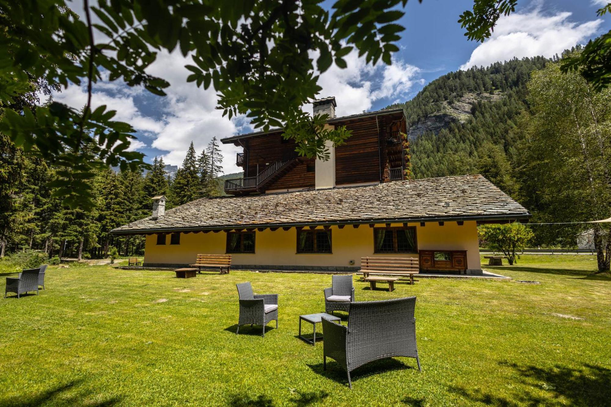 Alpine Forest Hotel Champoluc Εξωτερικό φωτογραφία